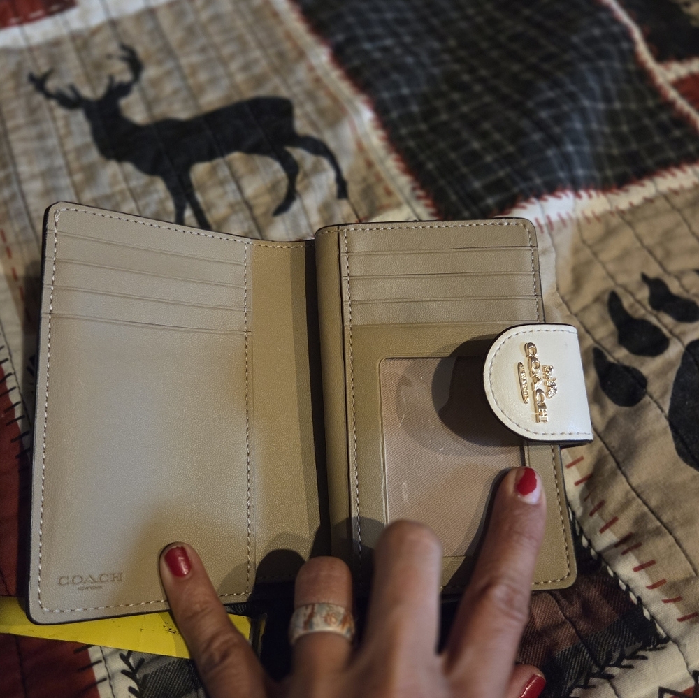Coach Tan and Cream Wallet - Picture 5 of 6